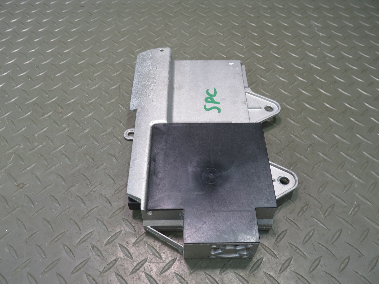 2011-2016 PORSCHE CAYENNE 958 BOSE AUDIO SYSTEM AMPLIFIER AMP 7PP035223AA