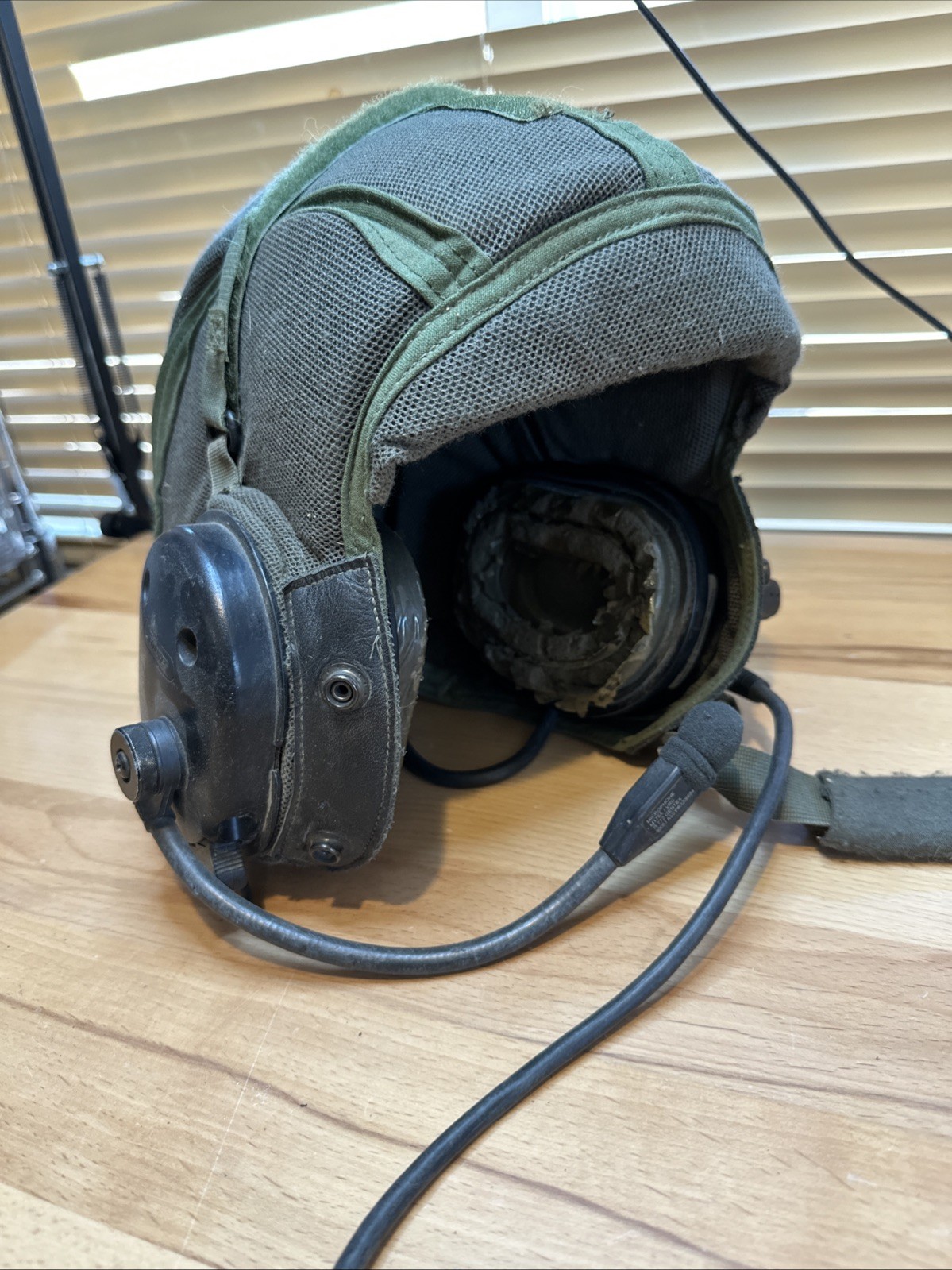USED CVC TANKER CREWMAN HELMET TACTICAL HEADSET LINER BOSE COMMS BOOM MIC LARGE