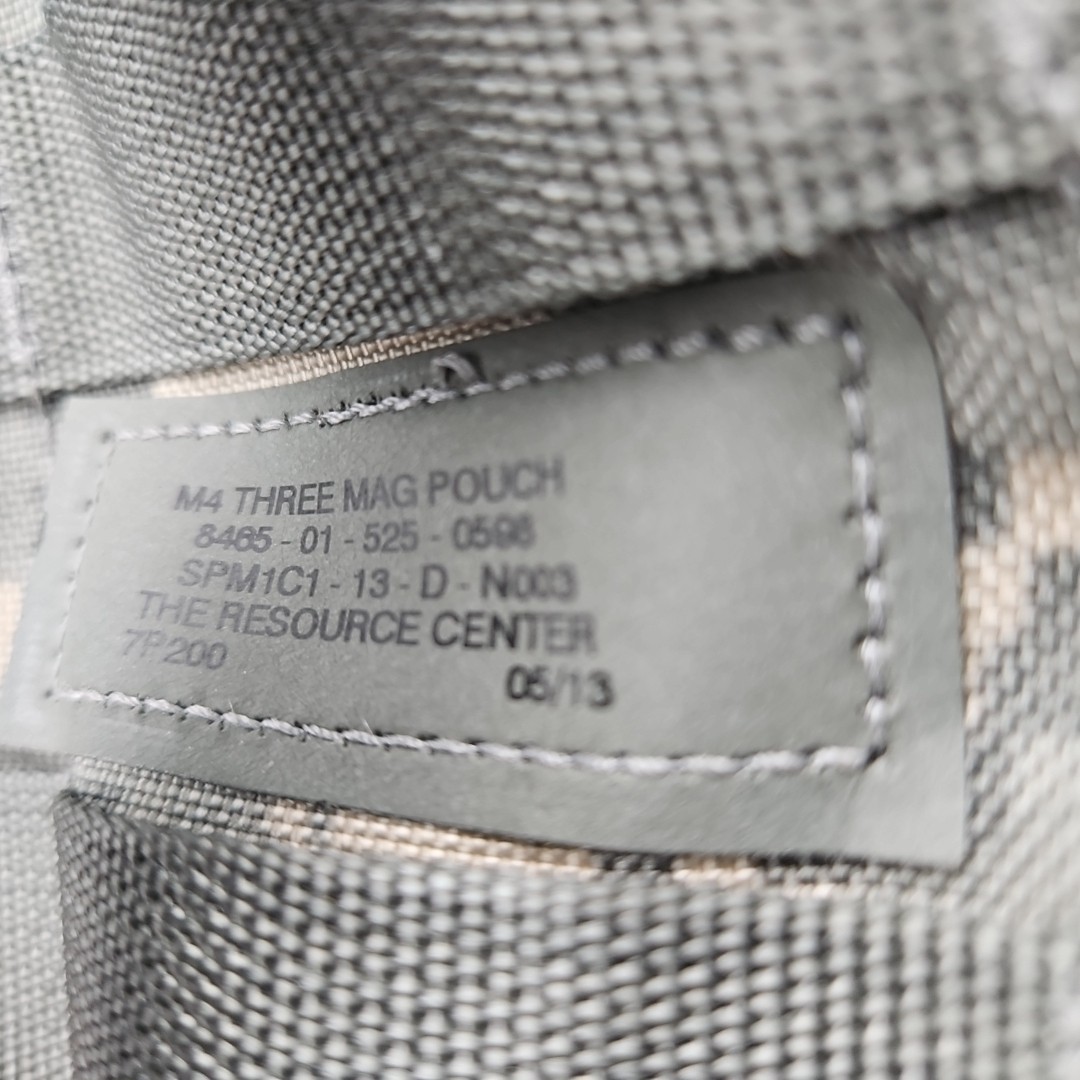US Military Molle Triple Mag Pouch, ACU Digital, 8465-01-525-0598 New
