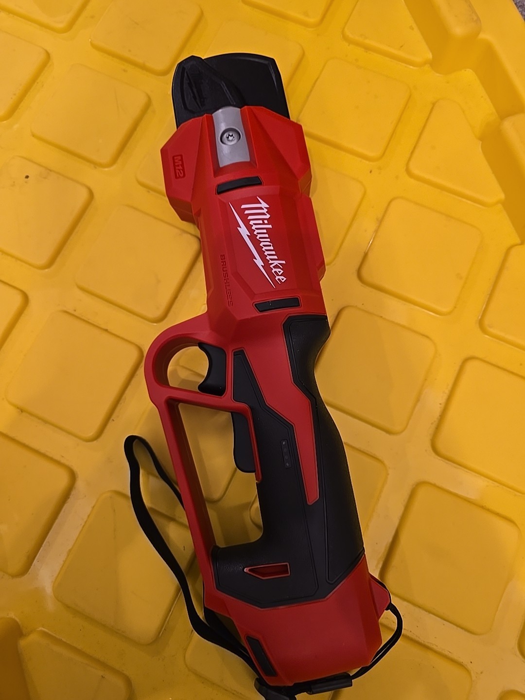 Milwaukee 2534-20 M12 12V Brushless Cordless Pruning Shears - Bare Tool