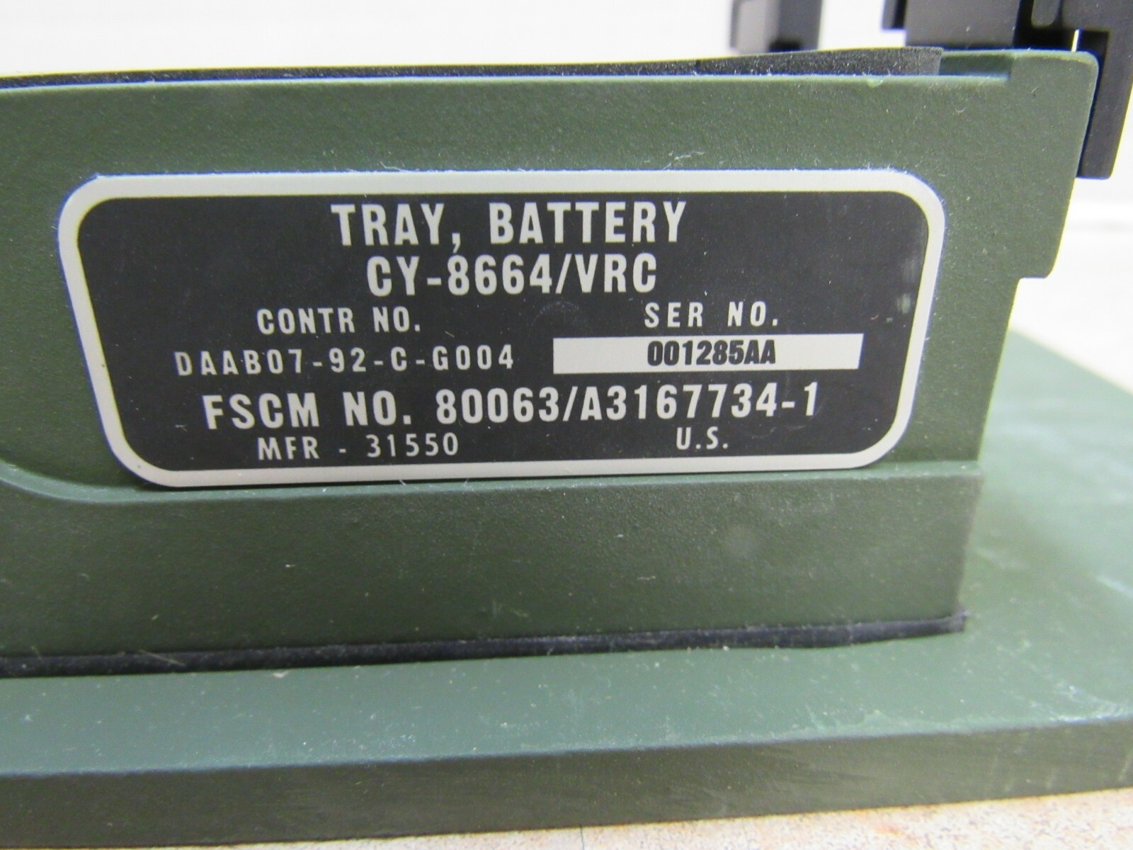 RT-1439 VRC Sincgars Military Radio Battery Tray CY-8664 AN/ VRC 87/88C NOS 1993