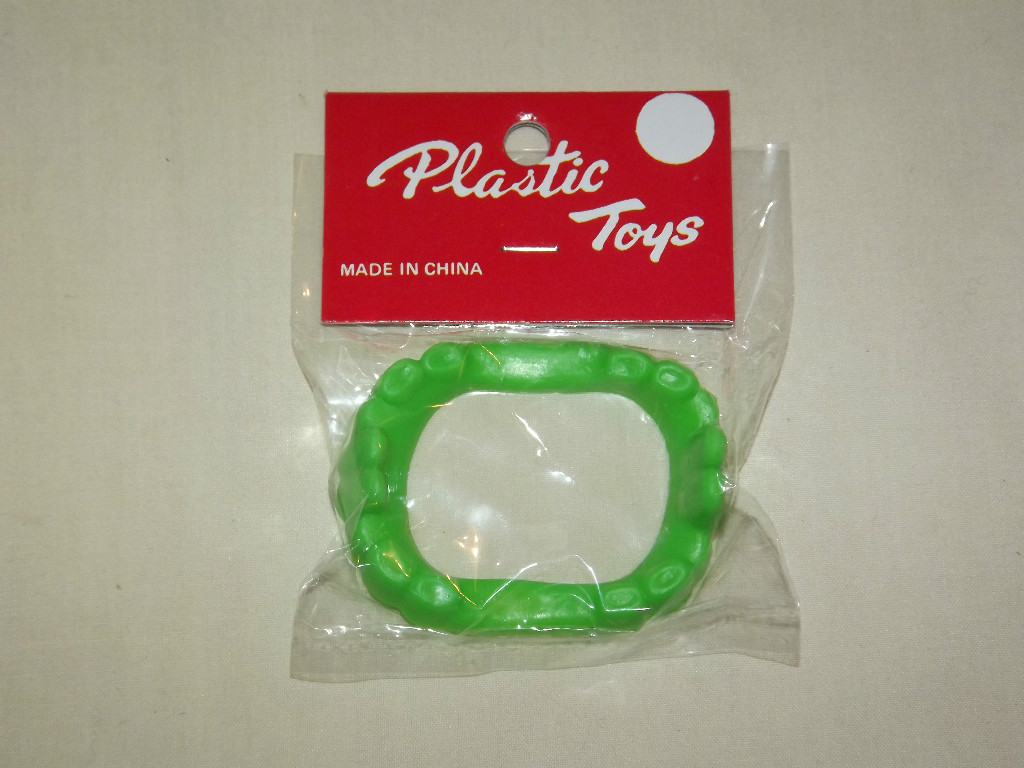 VINTAGE TOYS 1970S FAKE TEETH MINT IN ORIGINAL PACKAGE