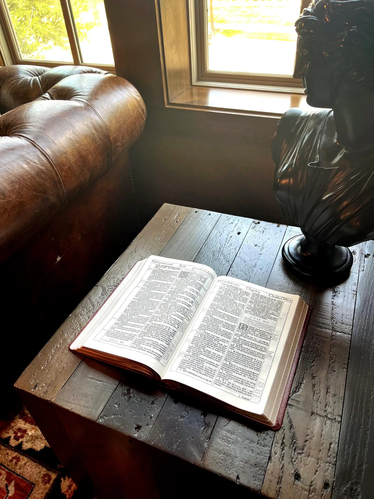 1611 KJV Facsimile w/ Apocrypha: 1st Edition, Authentic Reproduction (11x7x1.5)