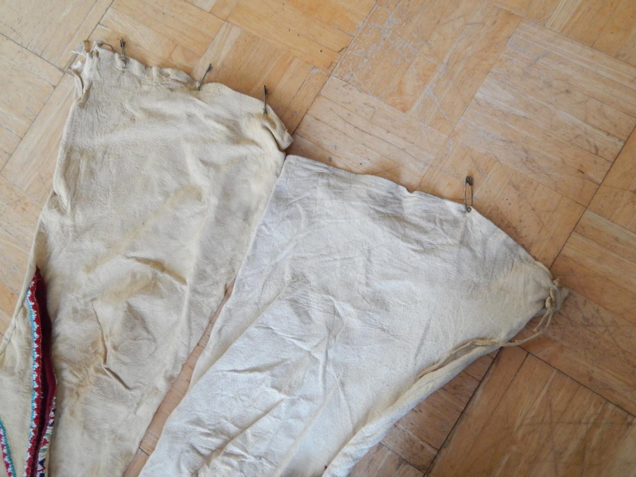 ANTIQUE COMANCHE SO. PLAINS INDIAN INDIAN BEADED HIDE LEGGINS TWISTED FRINGE