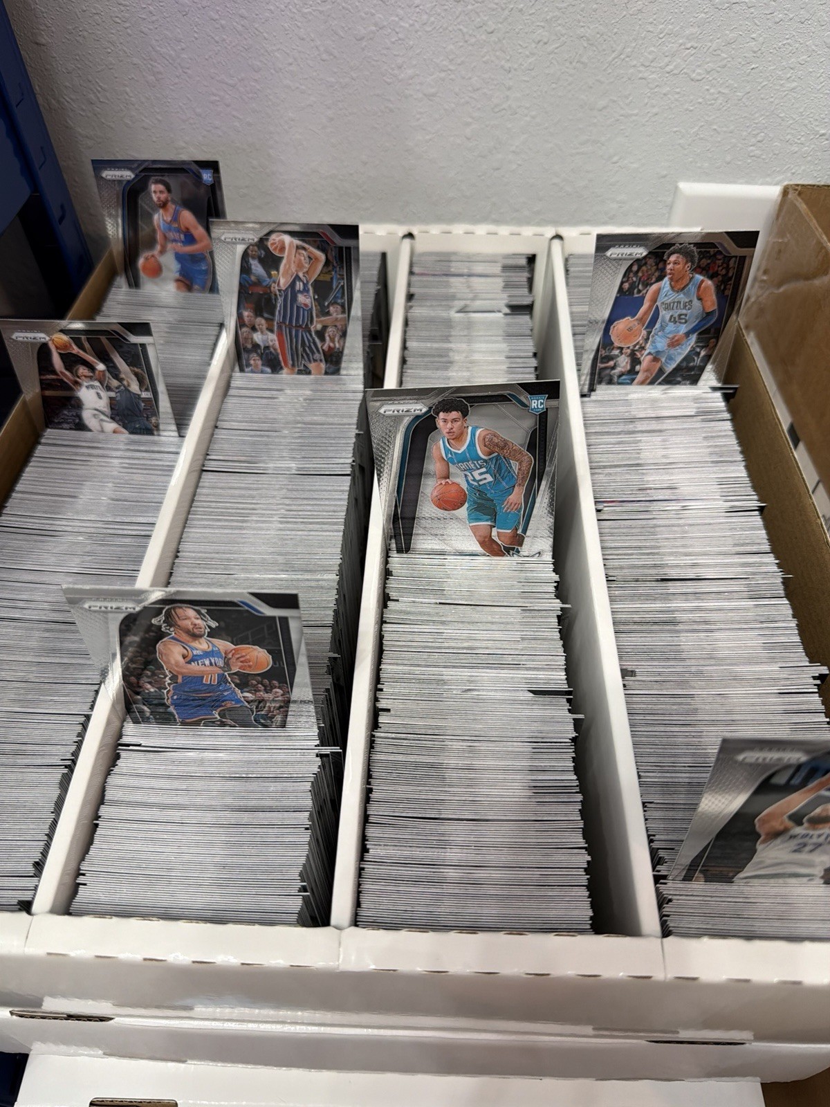 500 Random Base Basketball Cards Rookie cards, Base, Inserts, Bulk Card Lot