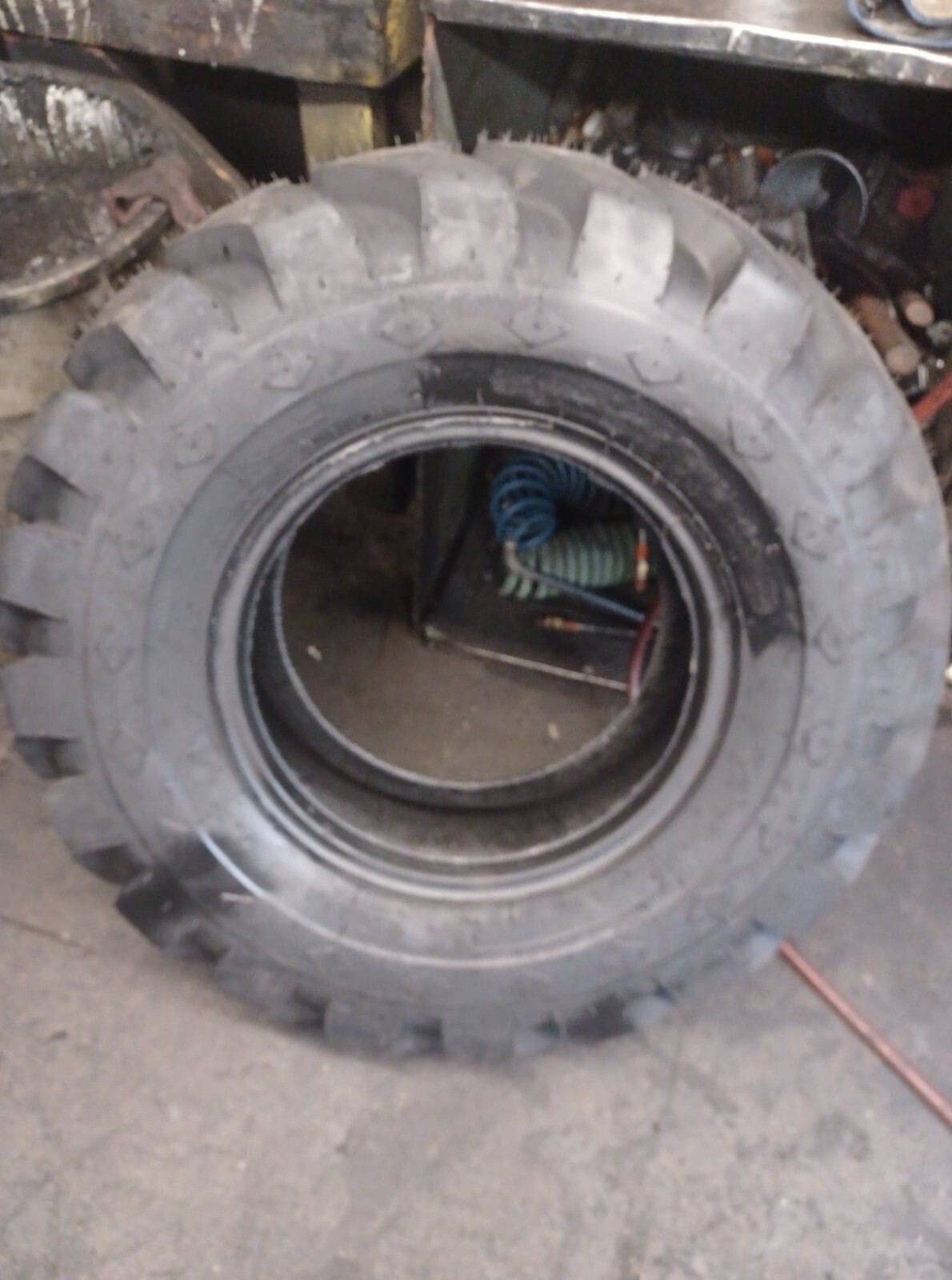 12.5/80-18 TIRE I-3 INDUSTRIAL 14PLY NEW OVERSTOCKS 12.5 80 18 1258018