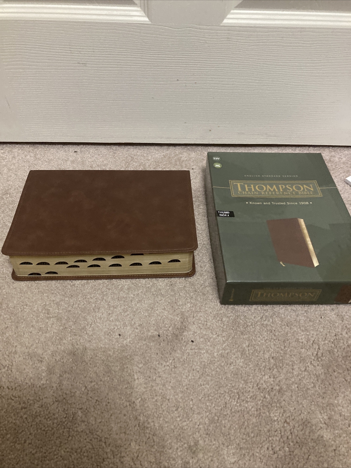 ESV THOMPSON CHAIN REFERENCE BIBLE RED LETTER THUMB INDEXED BROWN LEATHER SOFT