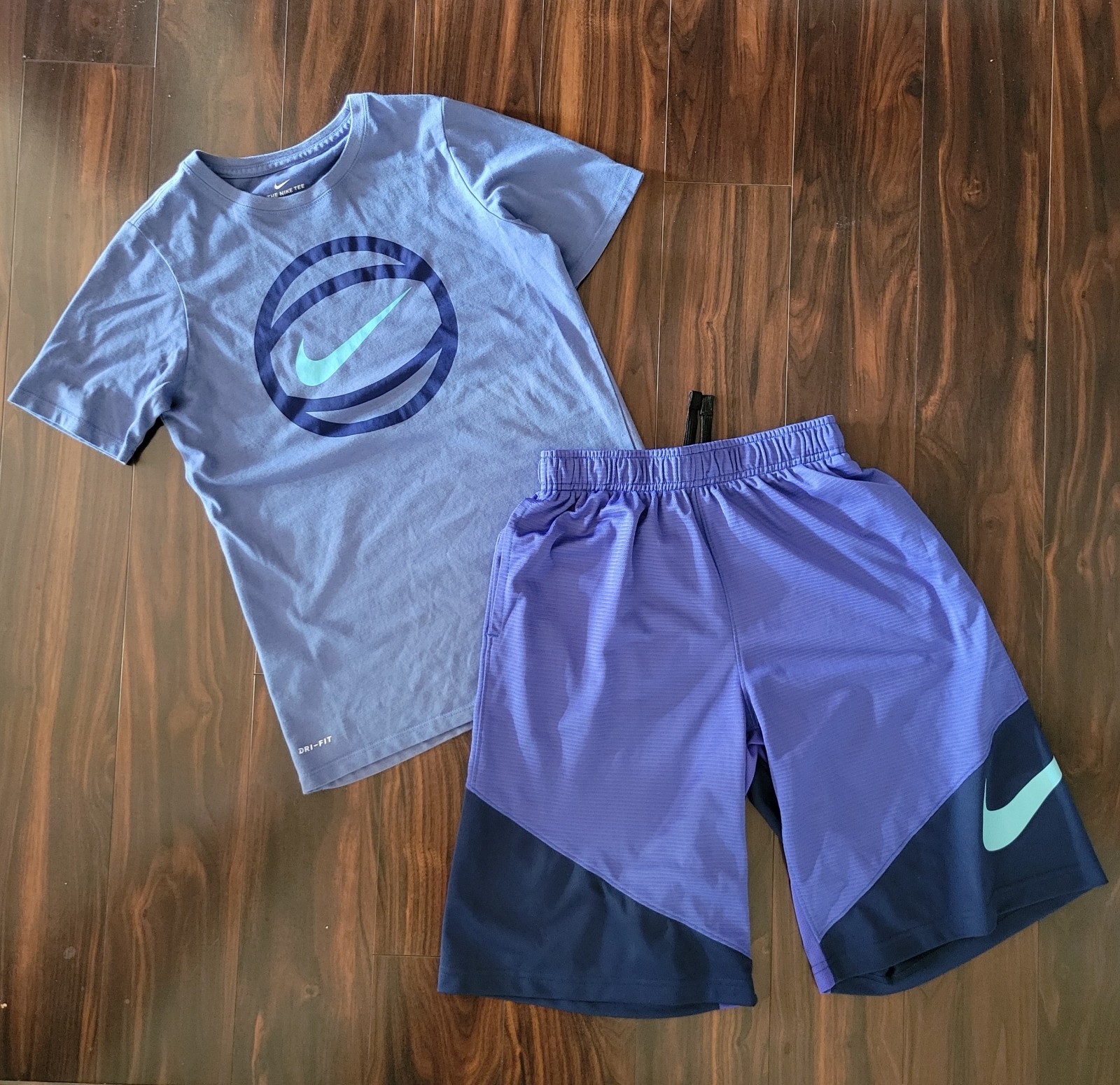 Nike Boys Youth Large Basketball Set Light Blue Pre-Owned