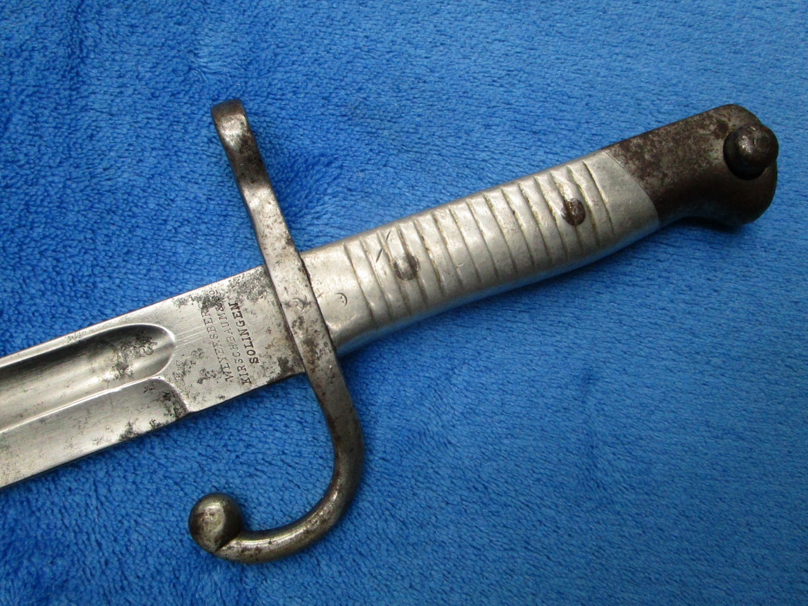 ORIGINAL ANTIQUE M1891 ARGENTINE MAUSER BAYONET AND MATCHING SCABBARD MAKER WKC