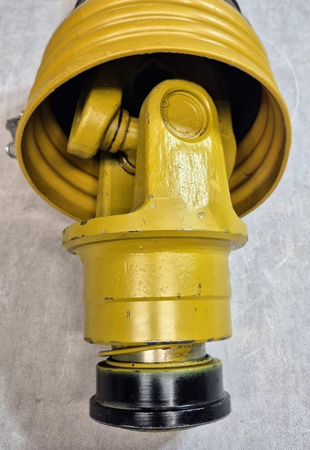 Walterscheid PTO Half Shaft Category 4 - 1 3/8 6-Spline Tractor End 24"