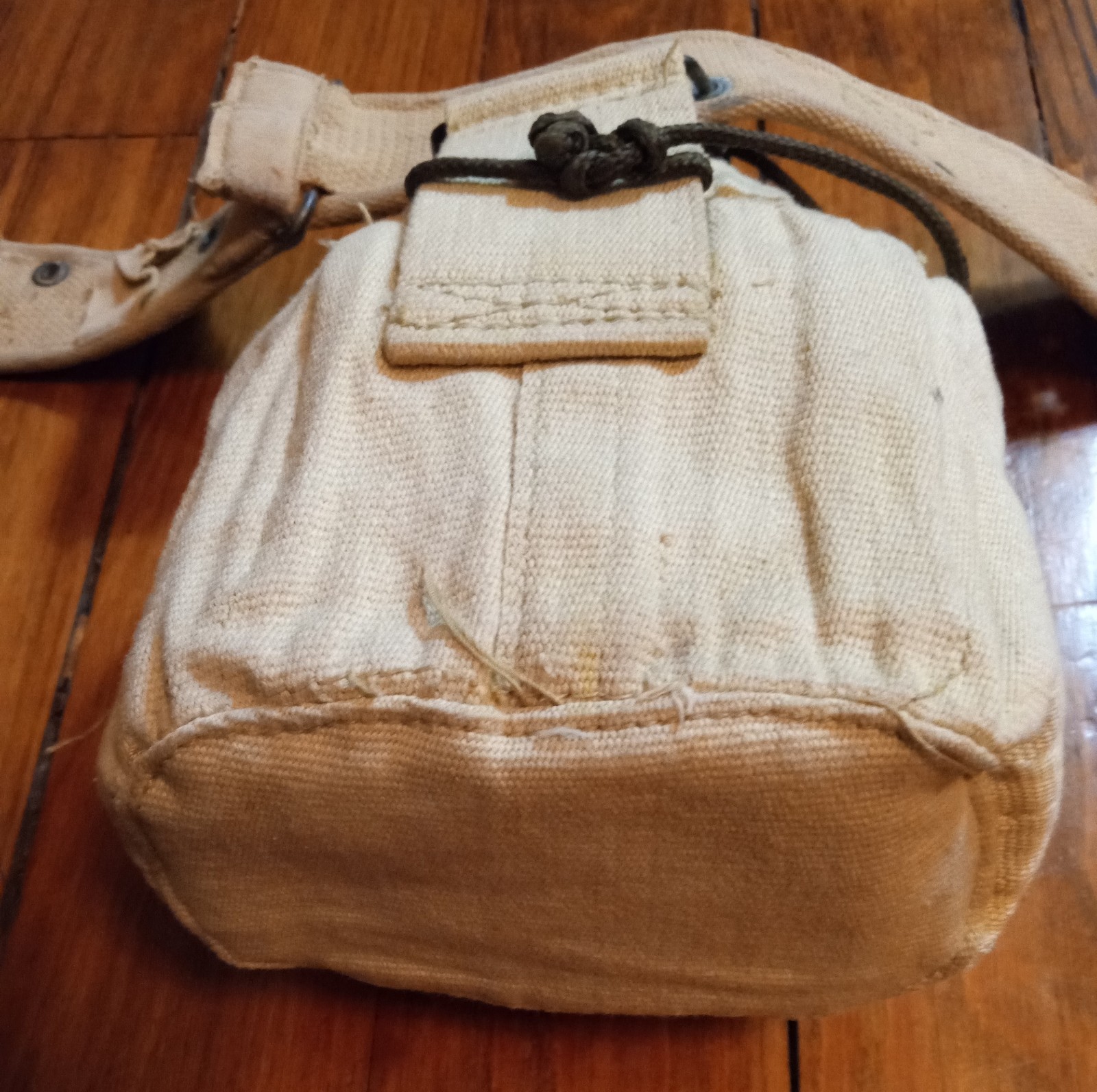 Iraqi Equipment Belt & Canteen w Cup & Cover Brit Patt 44 Khaki Lot 70s 90s OIF