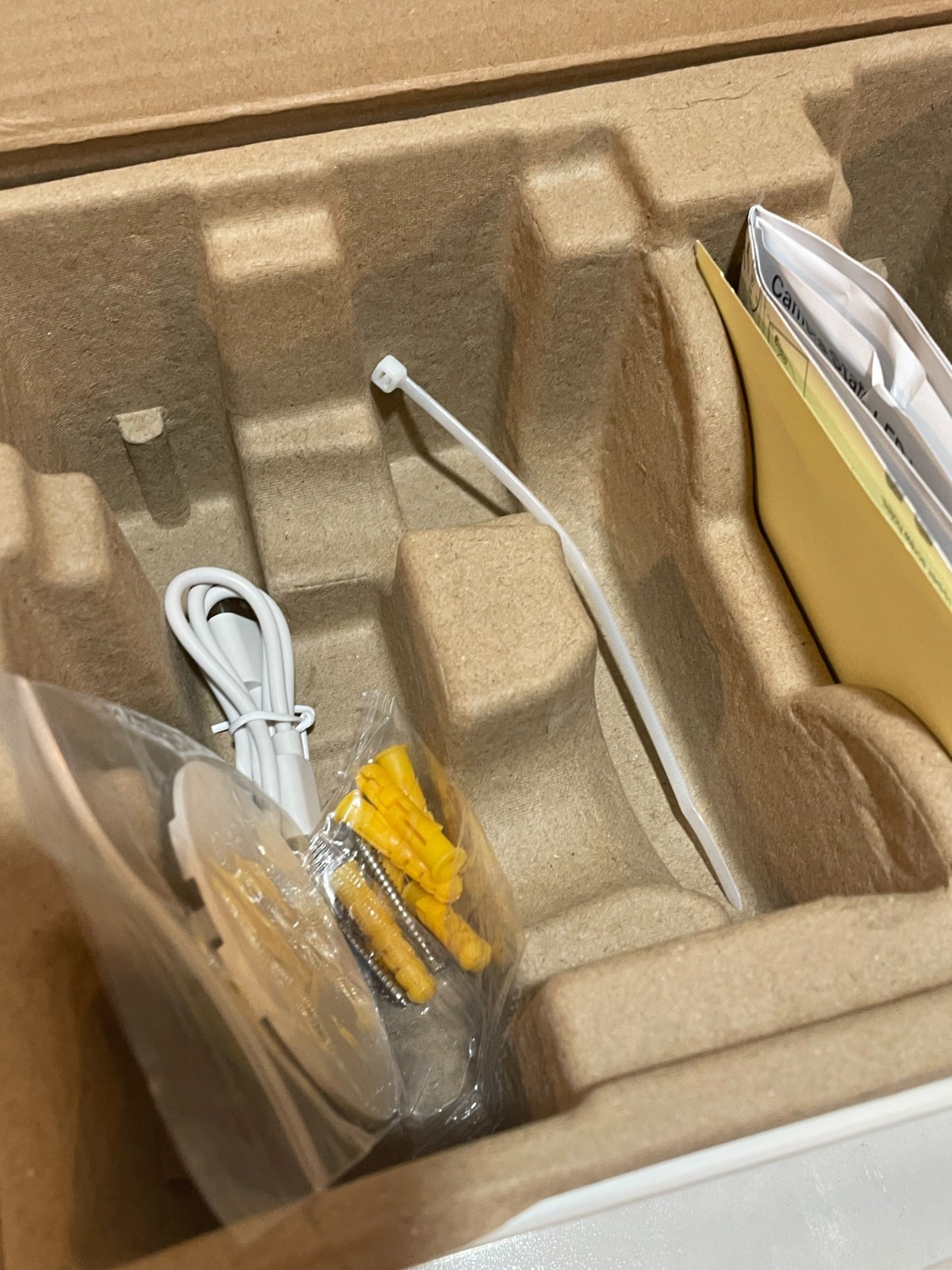 Tapo Outdoor Camera Tapo C402 KIT – Solar Powered 1080P – White