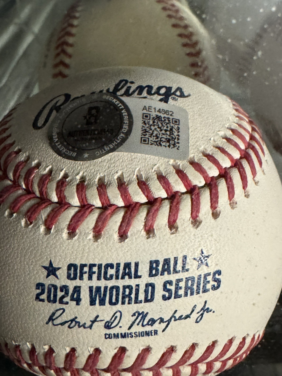🔥🔥Aaron Judge🔥🔥Signed 2024 World Series Logo Baseball - Beckett #AE14862