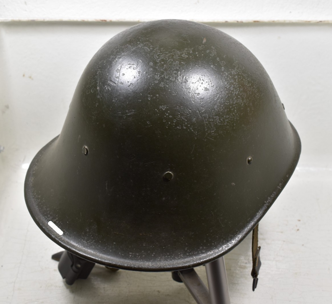 Dutch M27 M34 1934 Military Helmet with Crest Chin Strap and Liner