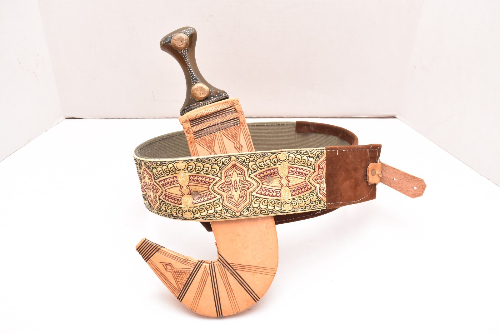 Beautiful Antique  Authentic Yemeni Jambiya Dagger With Belt Knife Vintage-