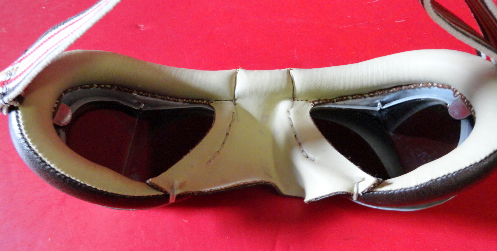 MK VIII FLYING GOGGLES W/TINTED LENSES DELUXE MODEL