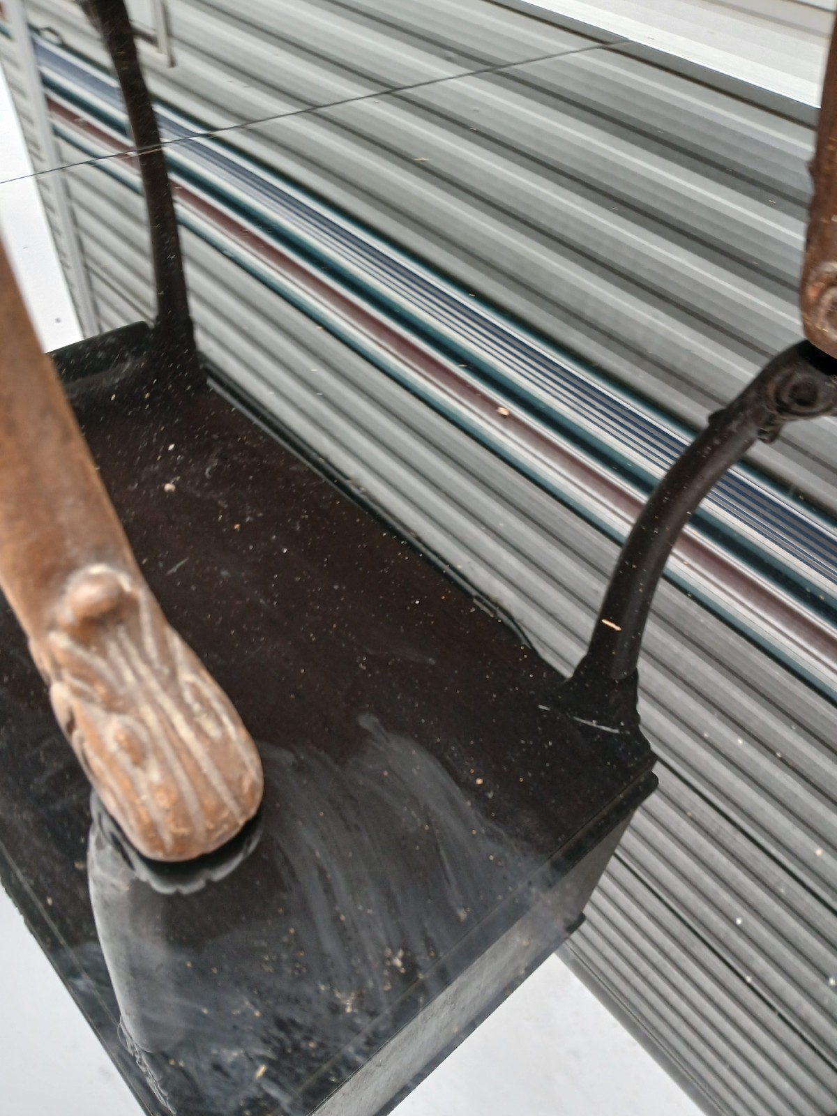 Vintage Townsend Grand Rapids French Provincial Leather Top