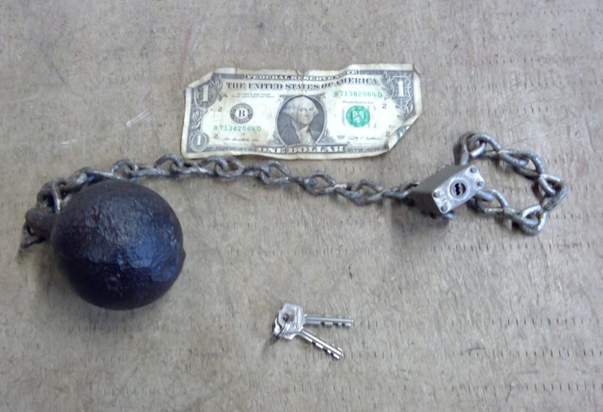 Mini iron ball chain and shackle lock & key gag gift groom bachelor party