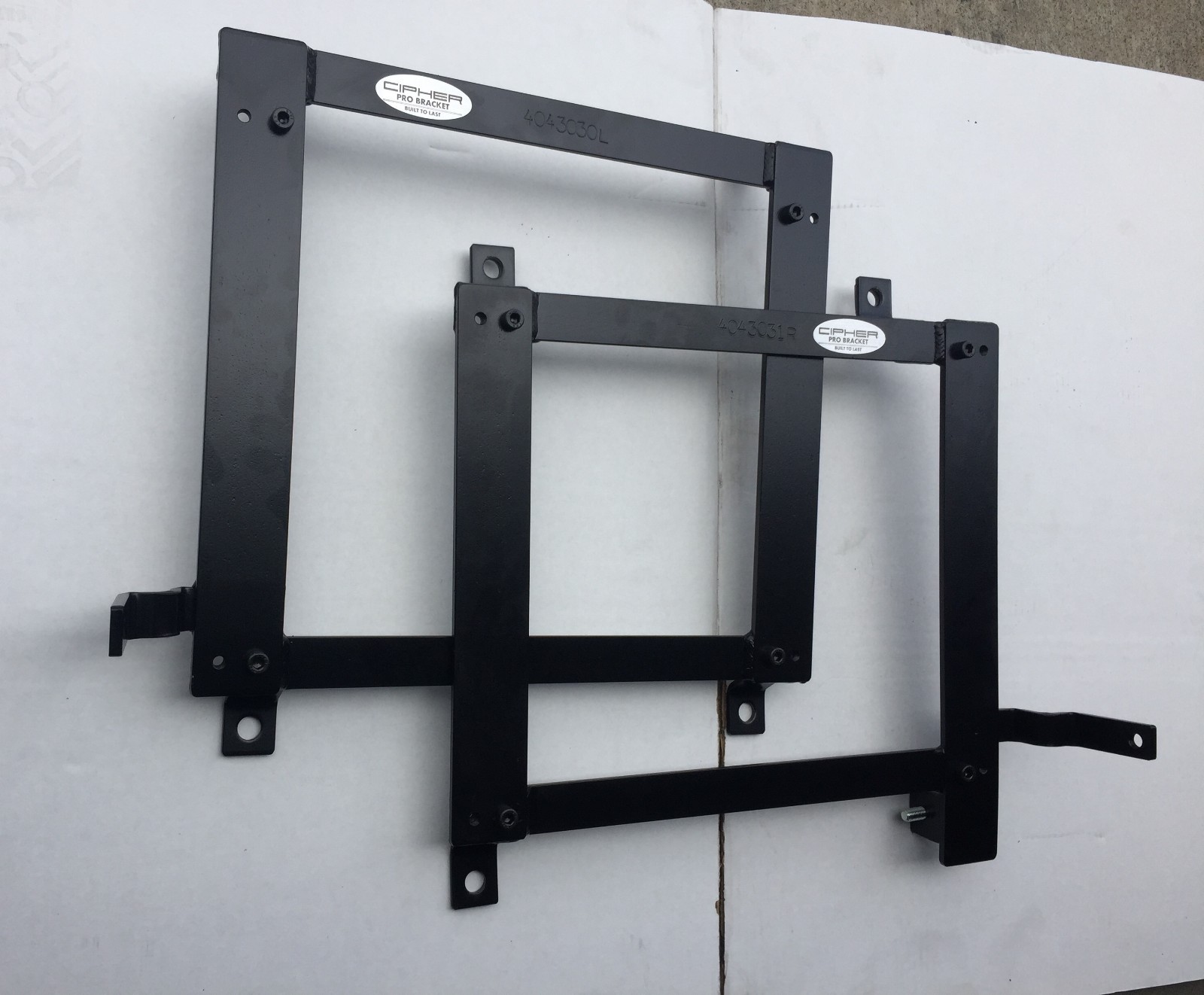 Cipher Black+Red Piping Racing Seats & Seat Brackets for 15-23 Polaris Slingshot