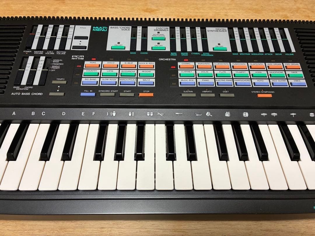 Yamaha PSS-570 FM Synthesizer 49-Key Vintage Keyboard w/ Japanese Manual