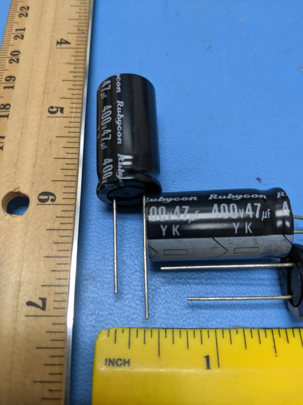 100 PCS Capacitor 47uF/47mF , 400V Electrolytic Radial Rubycon RS-118, 400KY47M