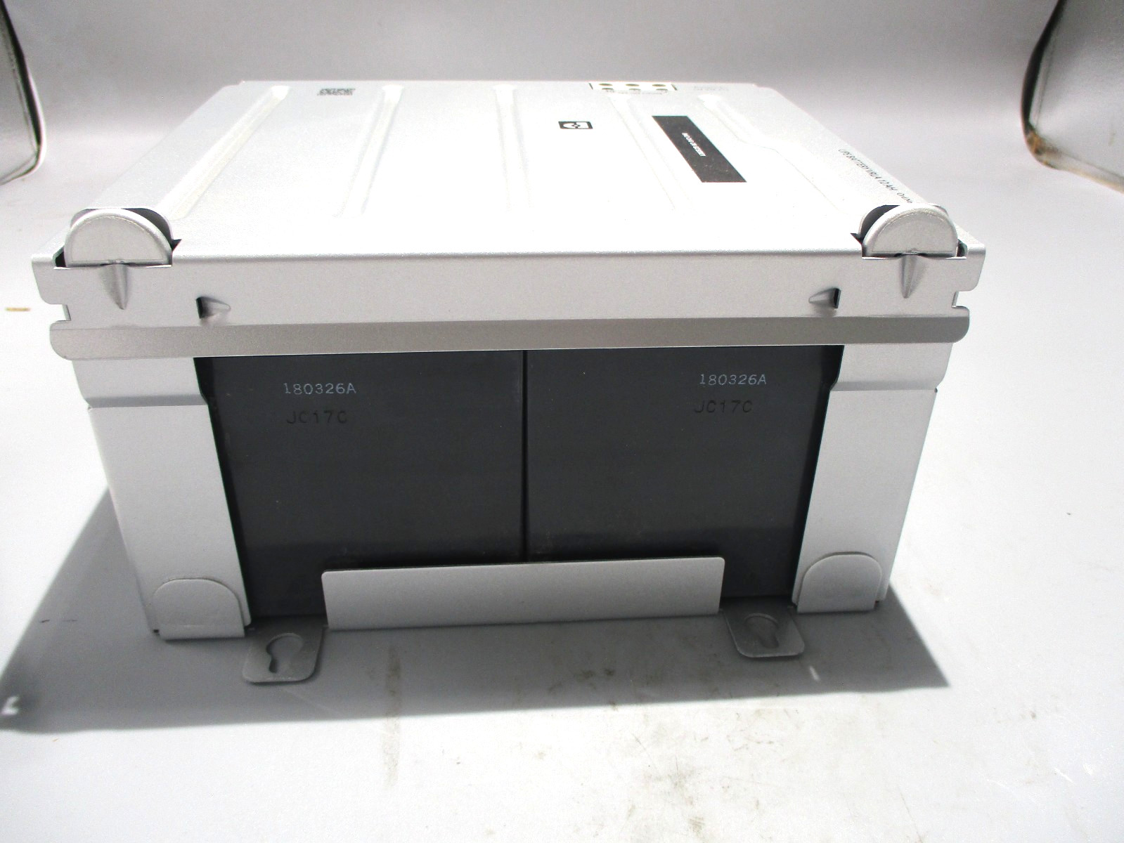 NEW PHOENIX CONTACT UPS-BAT/VRLA24DC/12AH POWER SUPPLY 2320322