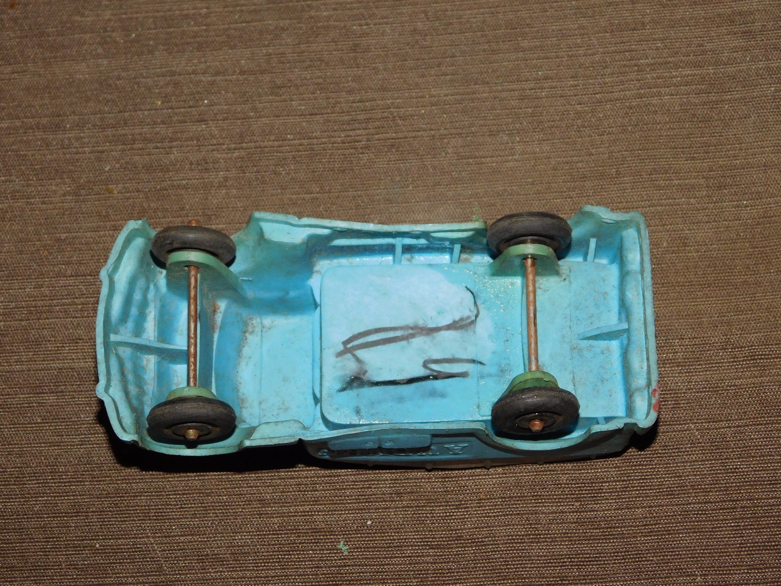 VINTAGE MADE IN USA TOY 5 1/2" LONG RUBBER PLASTIC AUBURN BLUE TRUCK