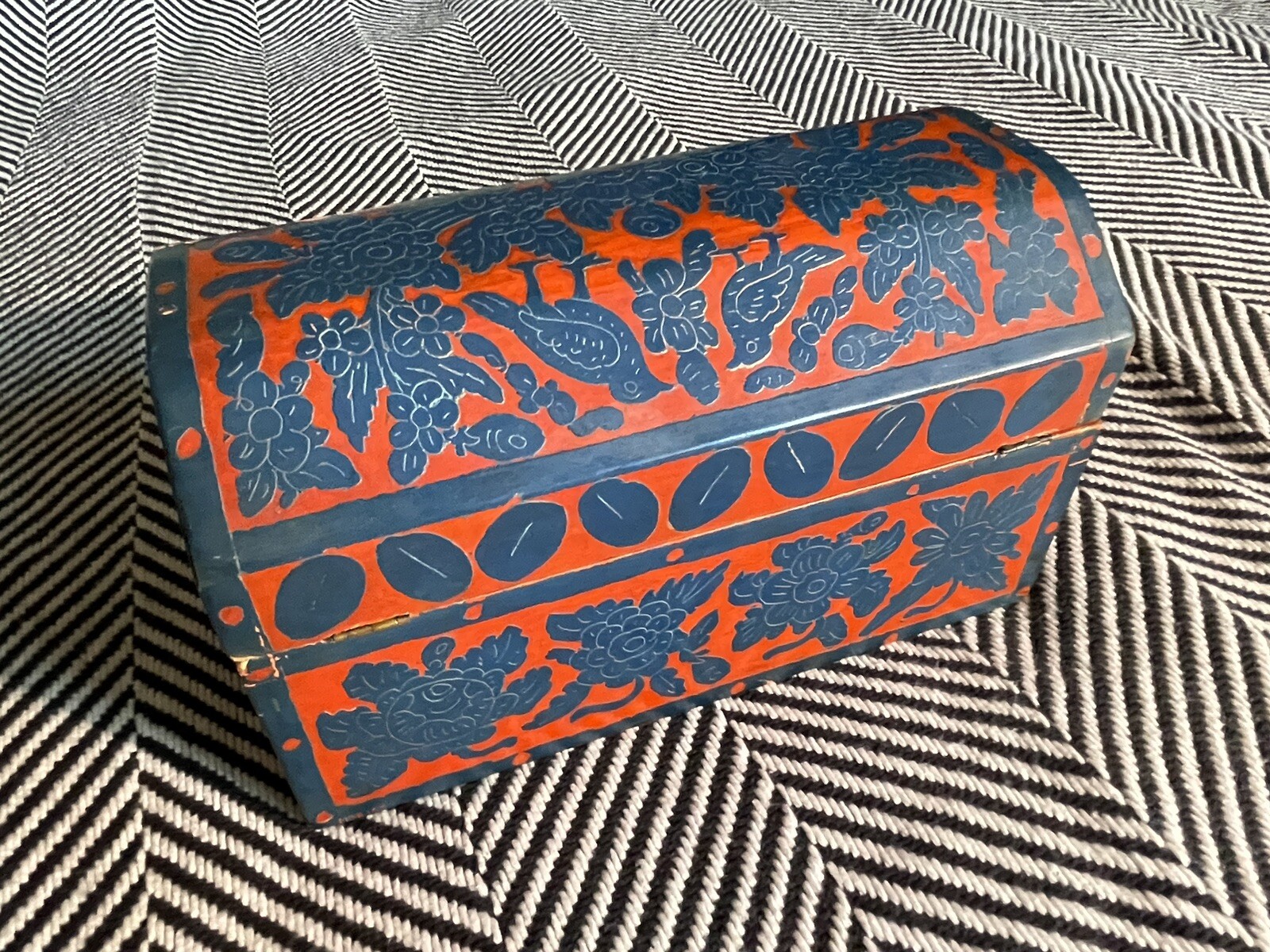 Large Antique Olinala Lacquered Wooden Box Chest Handmade Guerrero Mexico