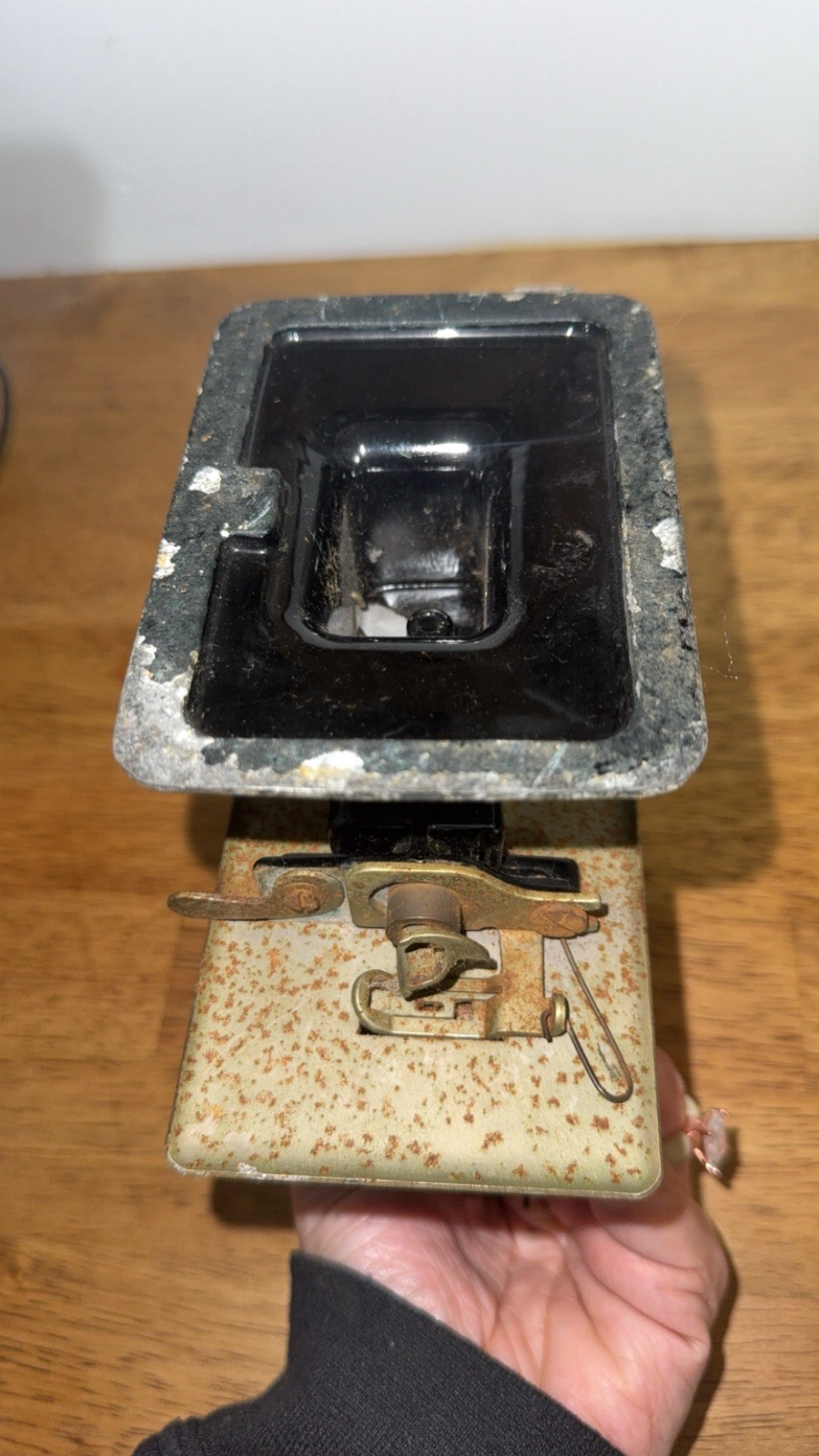 Vintage Singer Children Cast Iron Toy (read description)