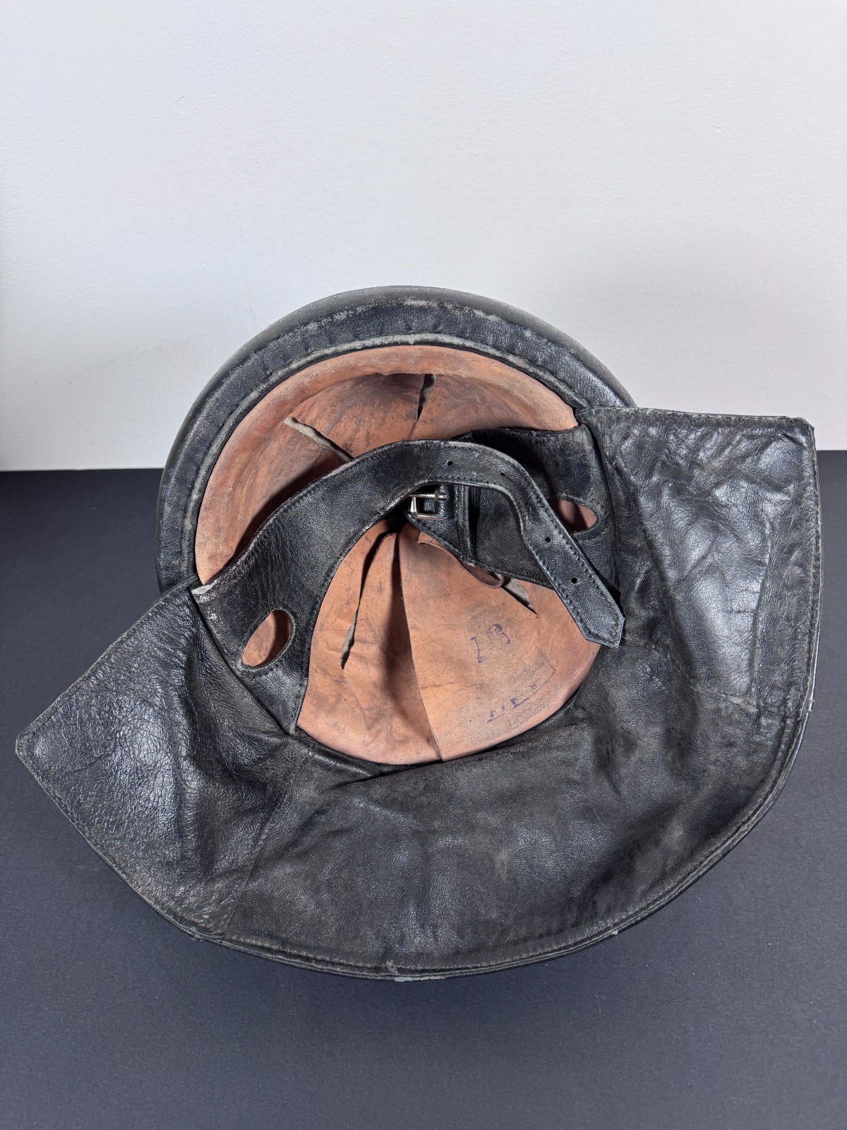 WW2 Italian Tank Crew Helmet (Carrista Helmet)