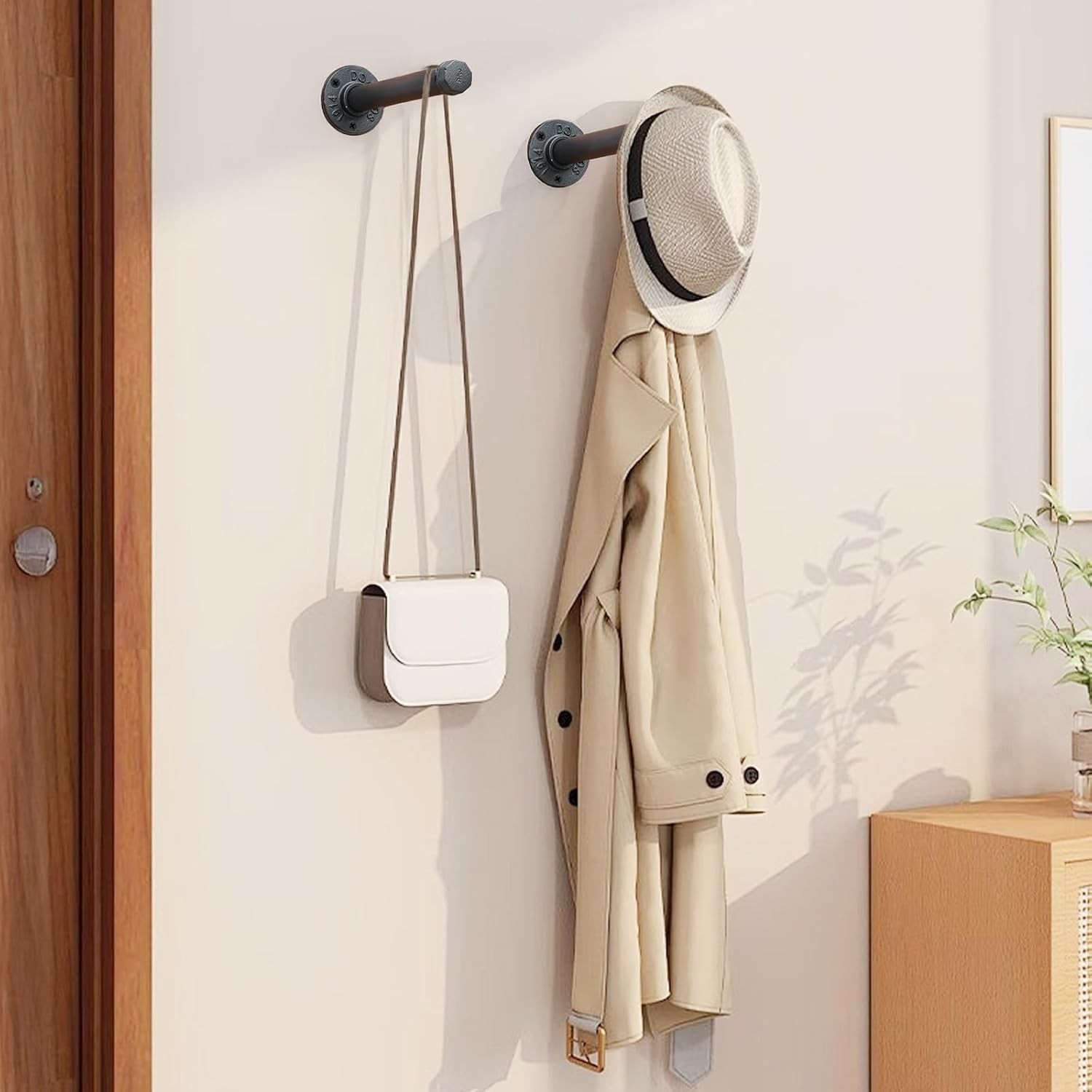 Cast Iron Wall Mounted Clothes Rack, Heavy Duty Industrial Pipe Clothing Rack fo