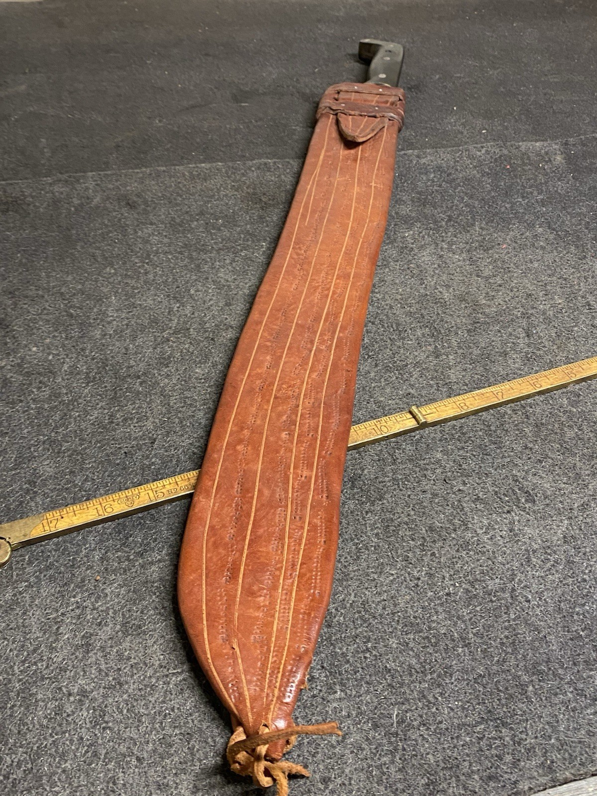 Vintage EL SALVADOR CORNETA Machete No 127 With Leather Scabbard 24” Blade SHARP