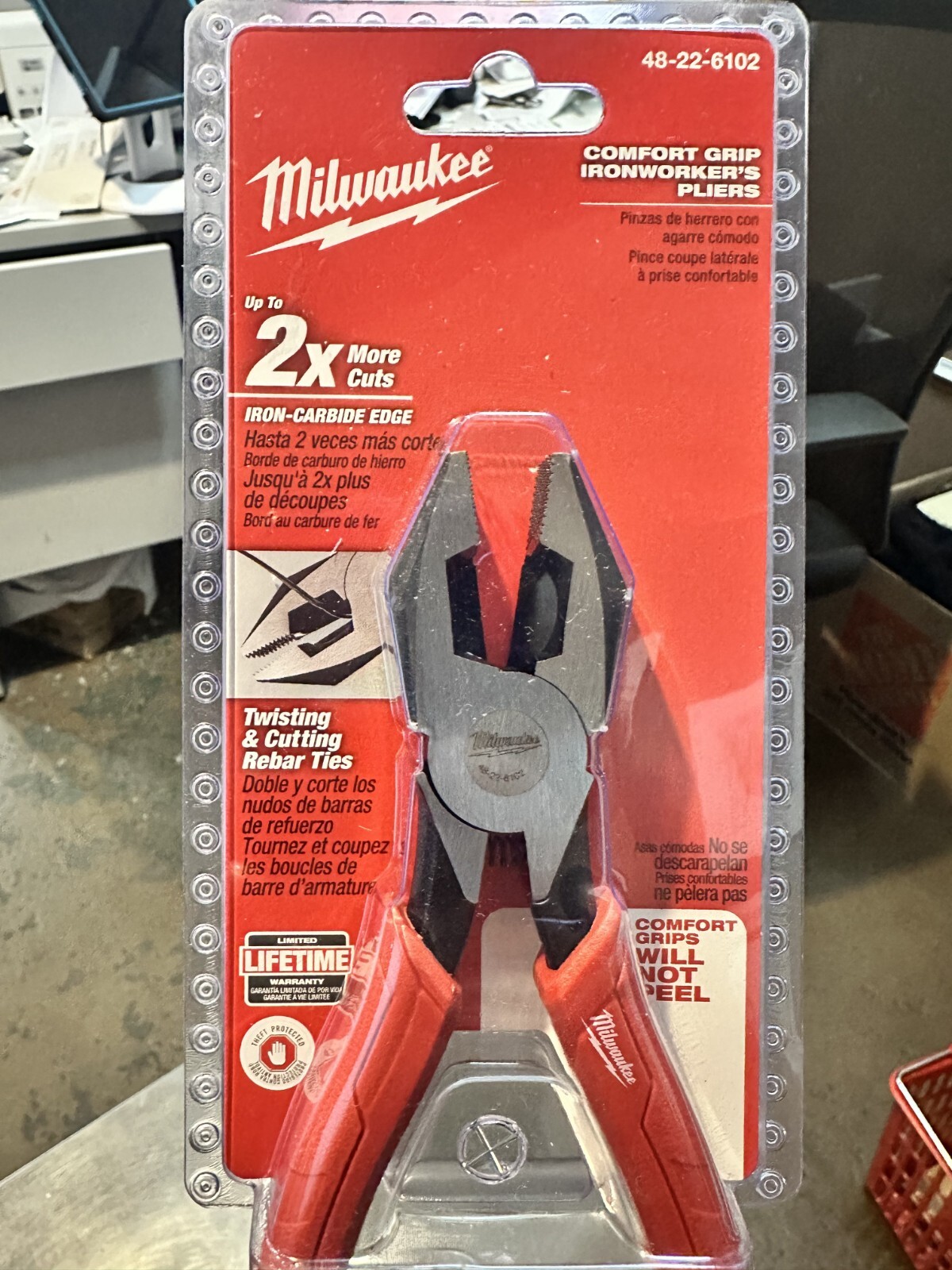 Milwaukee Ironworker's Pliers with Comfort Grip 48-22-6102