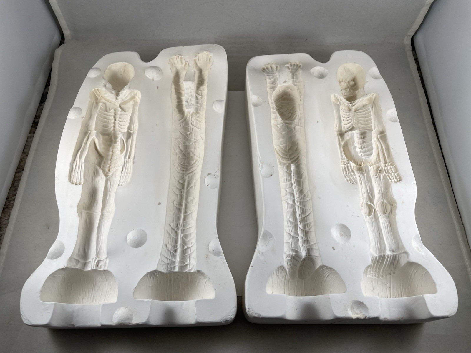 Nowell’s Inc Ceramic Casting Mold Skeleton & Mummy Figurine #NM-1797 Halloween