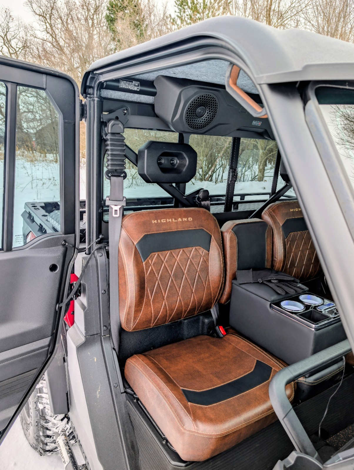 Cfmoto Highland U10 Pro 2025+ Driver Passenger Grab Handle (Black/Brown-Center)