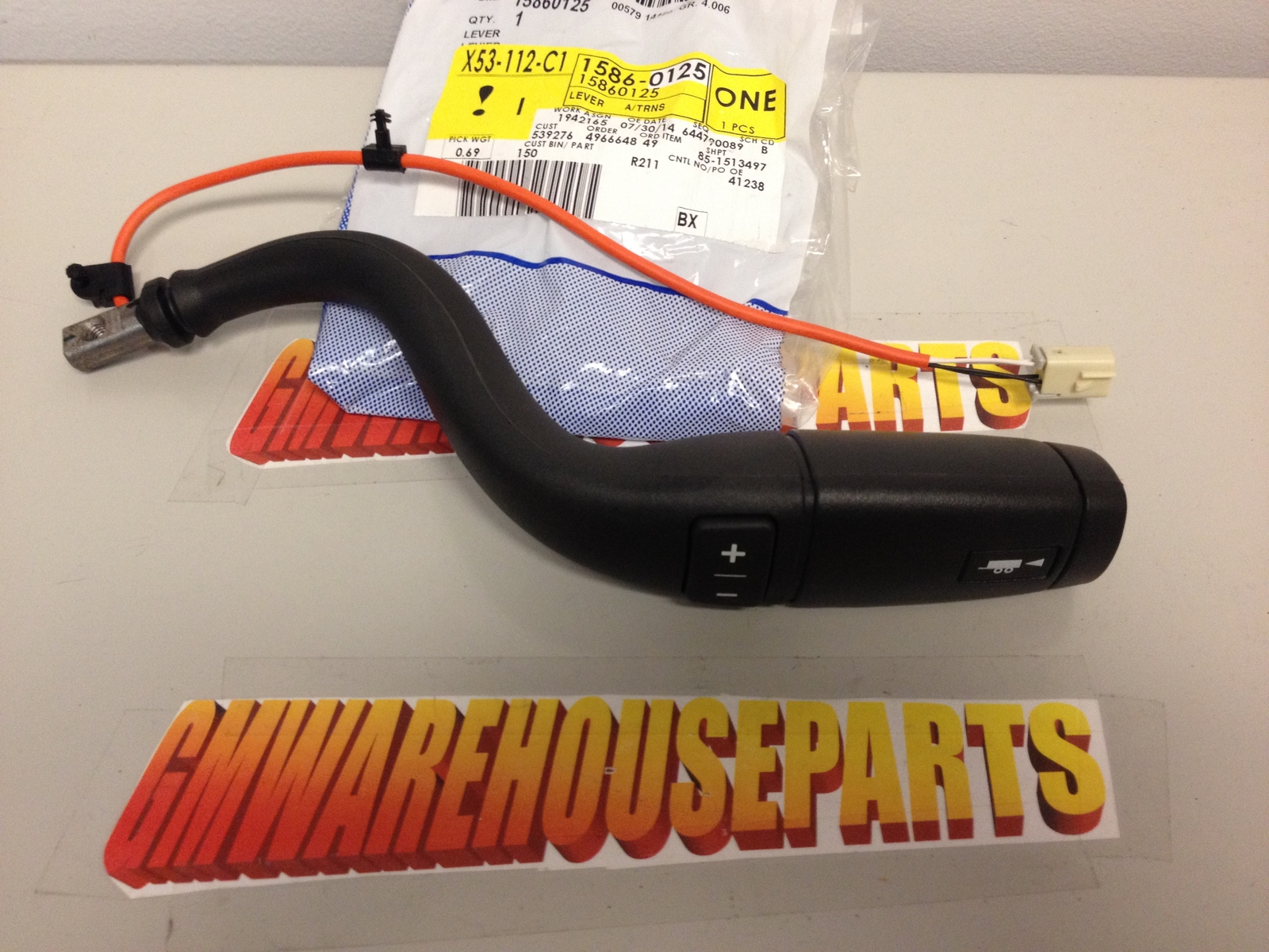 2006-2007 SILVERADO SIERRA HD SHIFT LEVER WITH TOW HAUL SWITCH NEW GM 19431842