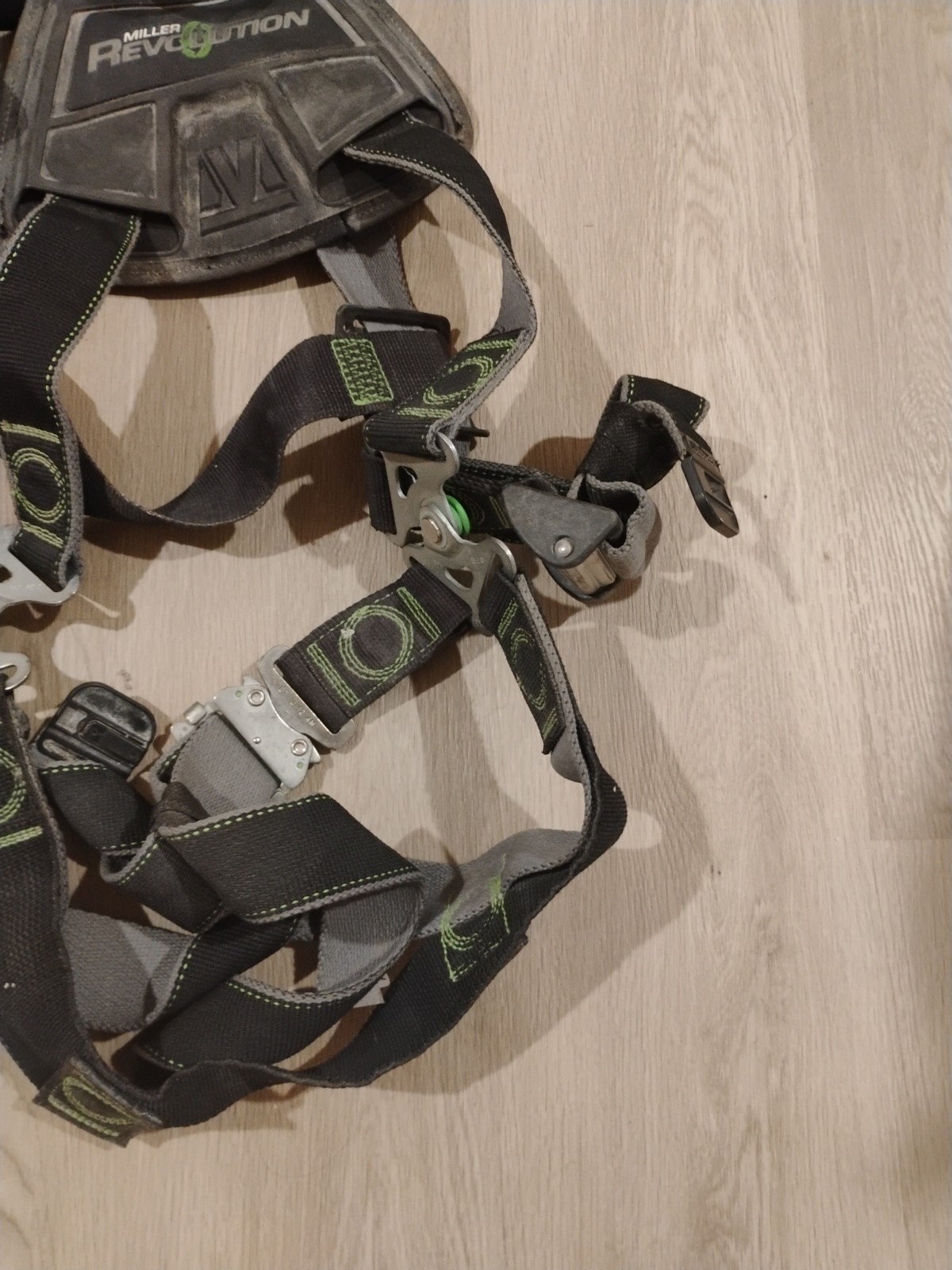 Miller Revolution Harness Quick Connect Buckles RDT-QC-UBK L/XL Harness Only