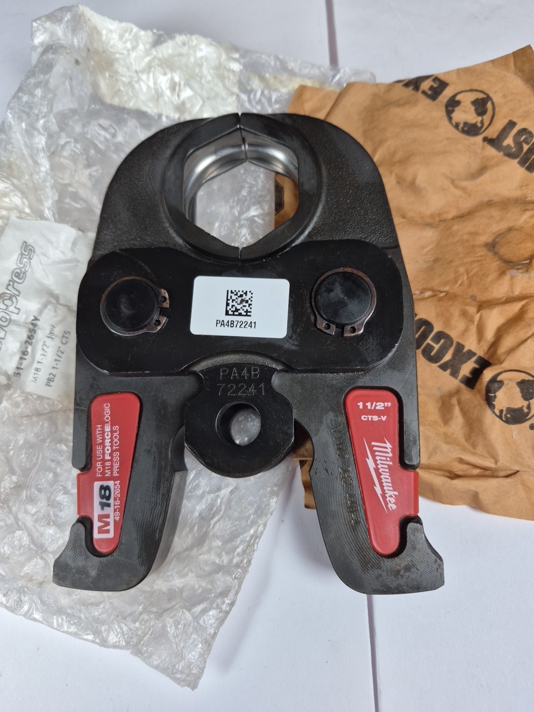 Milwaukee 49-16-2654 1-1/2" CTS-V Press Jaw For M18 Forcelogic Press Tools New