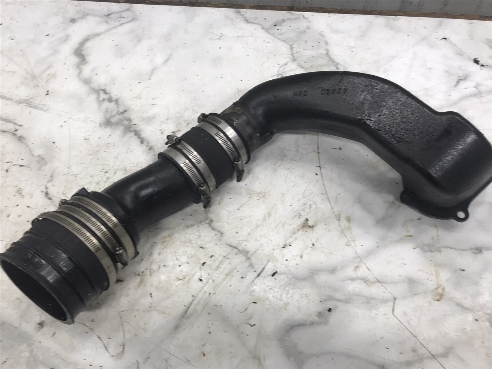 07 MerCruiser Mercury marine Alpha 3.0 L 4 cylinder exhaust elbow pipe 42422-1