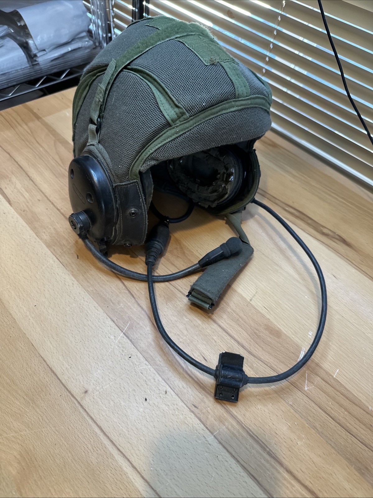 USED CVC TANKER CREWMAN HELMET TACTICAL HEADSET LINER BOSE COMMS BOOM MIC LARGE