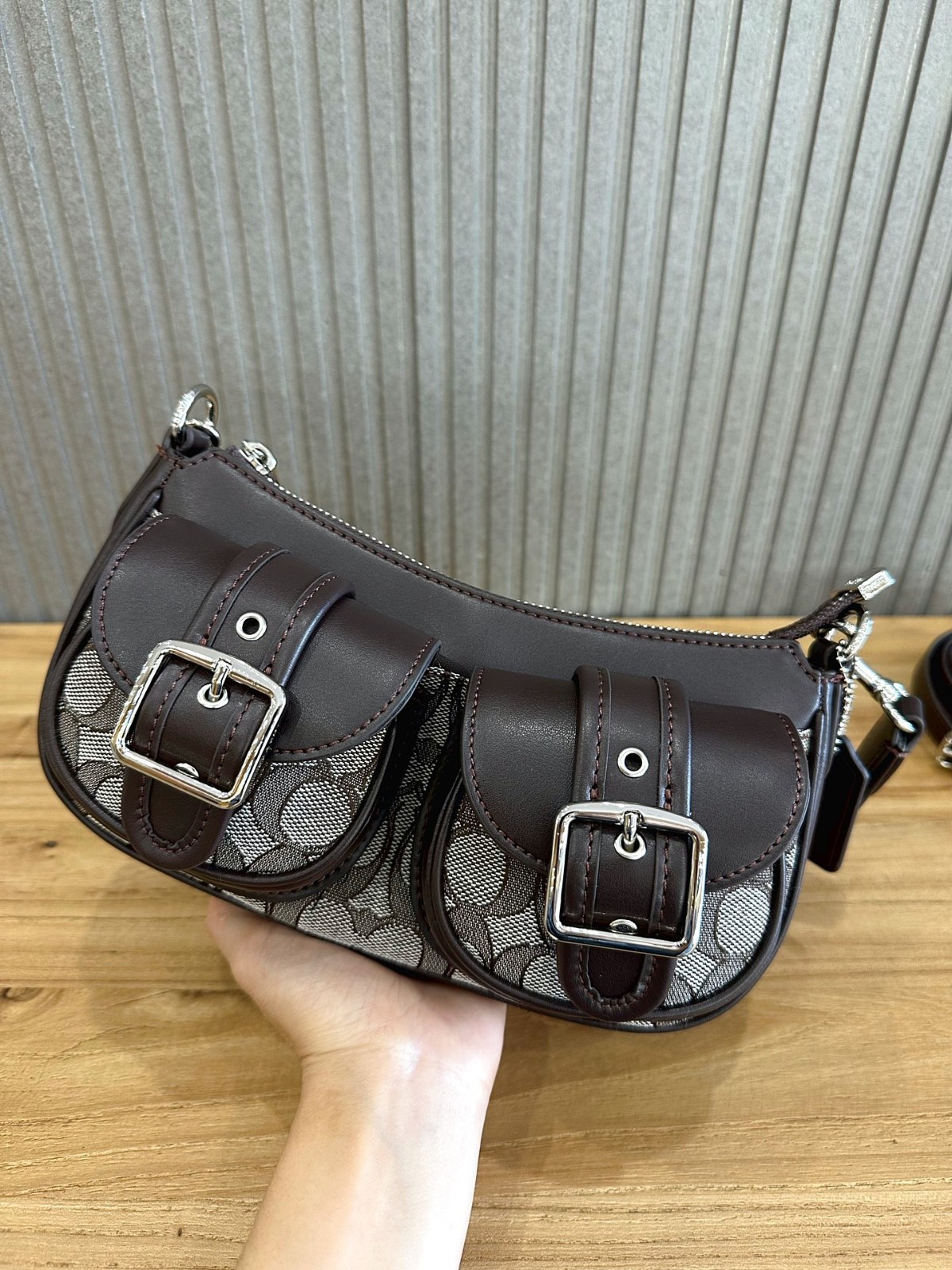 COACH CBJ00 Ashton Bag In Signature Jacquard Oak/Maple Outlet NEW Free shipping