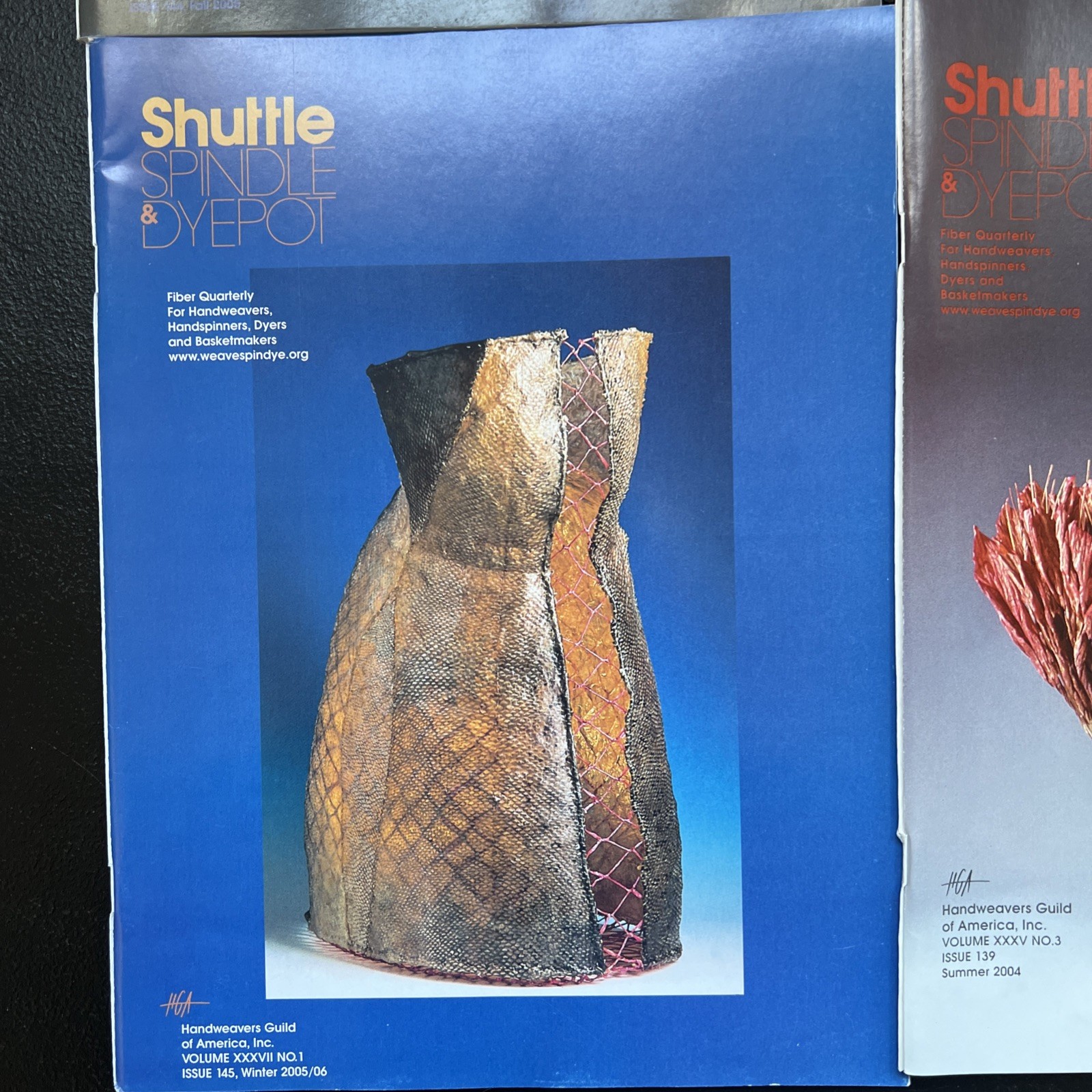 Lot Of 6 Vintage Shuttle Spindle & Dyepot Magazines 2001-2006 Sewing Weaving