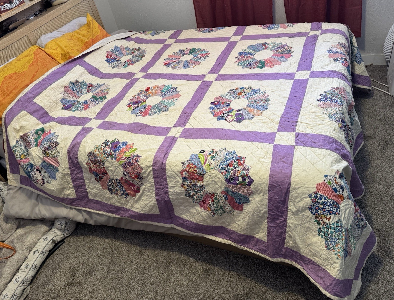 Vintage Dresden Plate Patchwork Quilt Blanket 1940s 1950s Feedsack 89x89