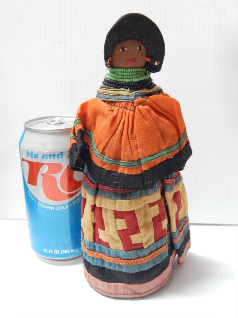 ANTIQUE SEMINOLE / MICCOSUKEE INDIAN DOLL FLORIDA PALMETTO BASE OLD QUILTING