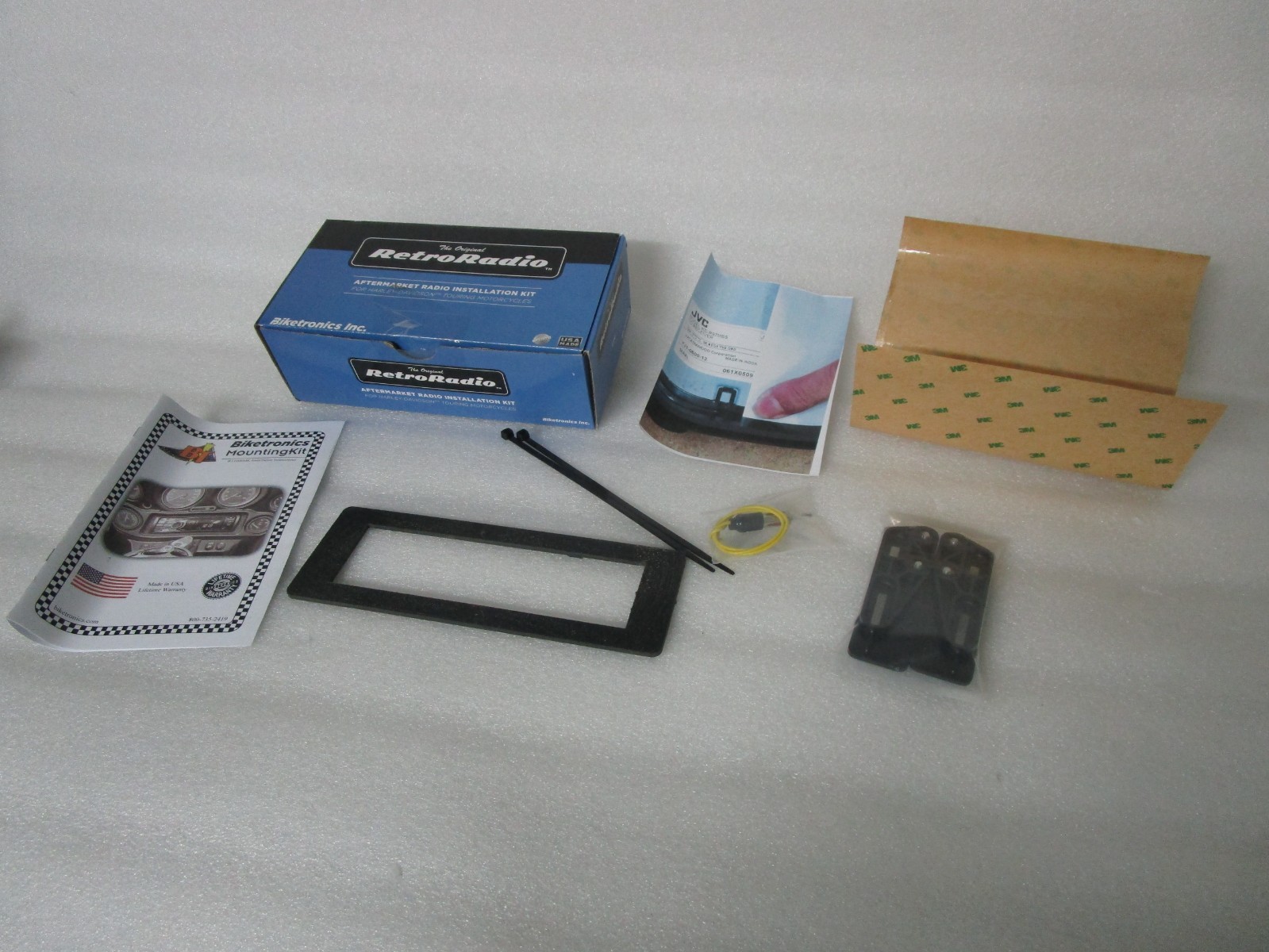 Biketronics Aftermarket Radio Installation Kit for 96-13 Harley Touring Models