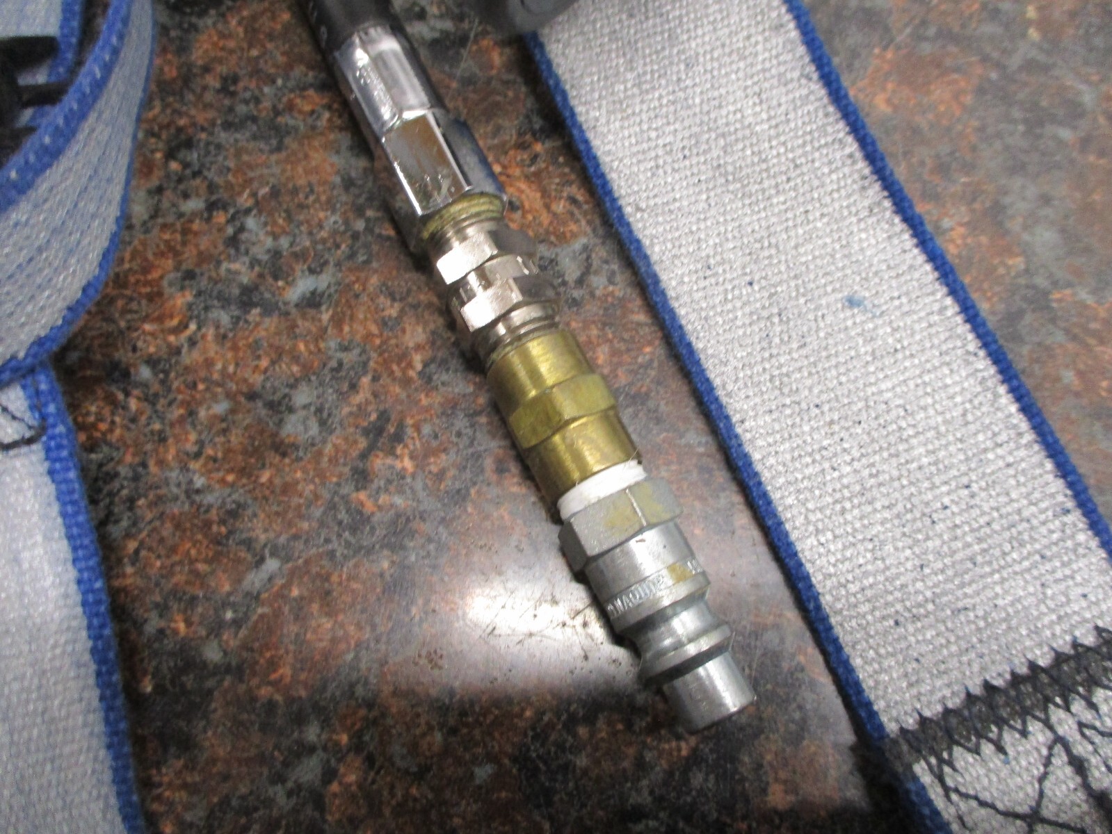 Honeywell P968410 Panther Hip Pac, Pressure Demand SAR, Escape Cylinder W/Mask