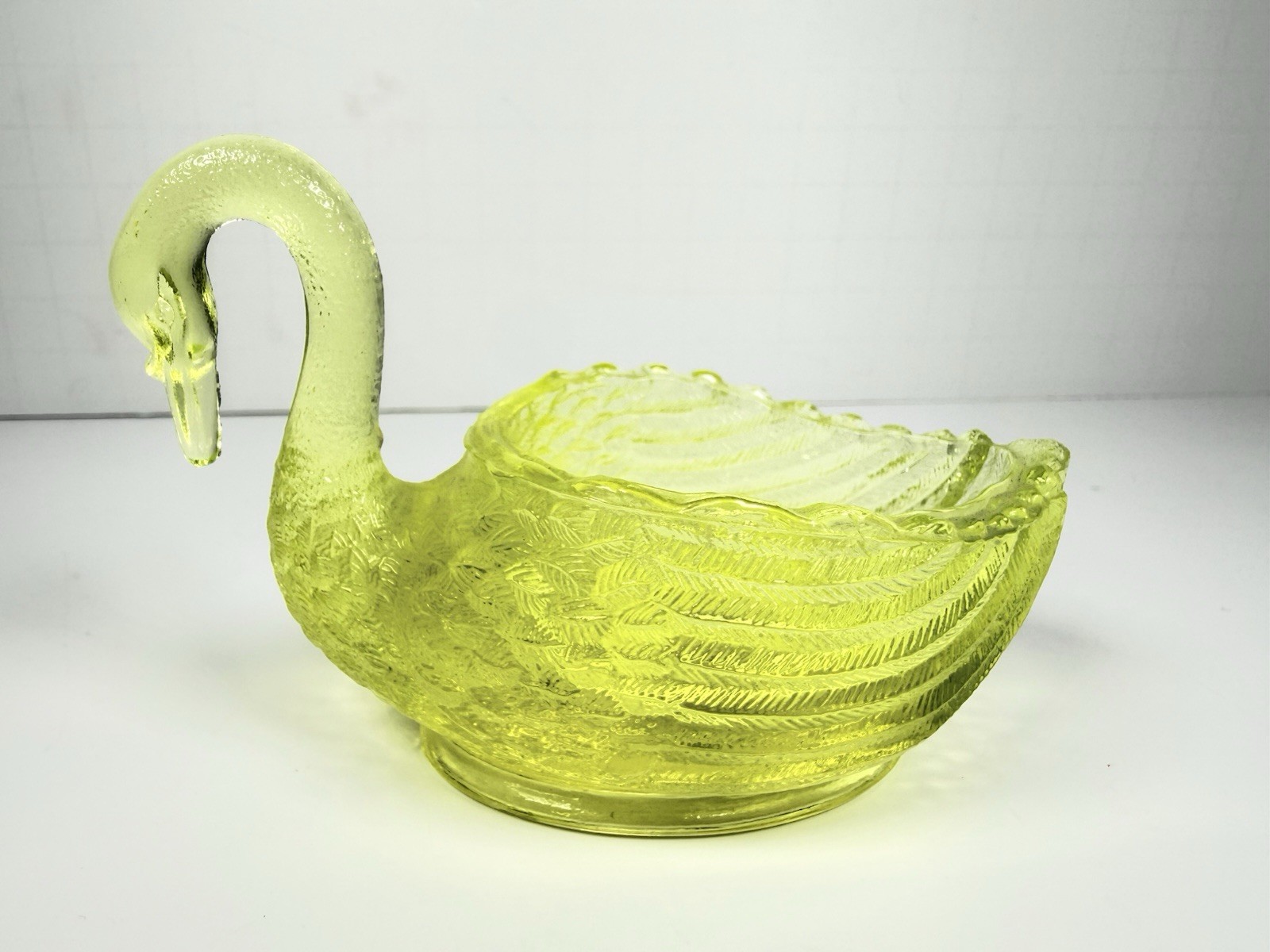3 7/8" SWAN SALT DIP OPEN CELLAR CANARY YELLOW VASELINE GLASS