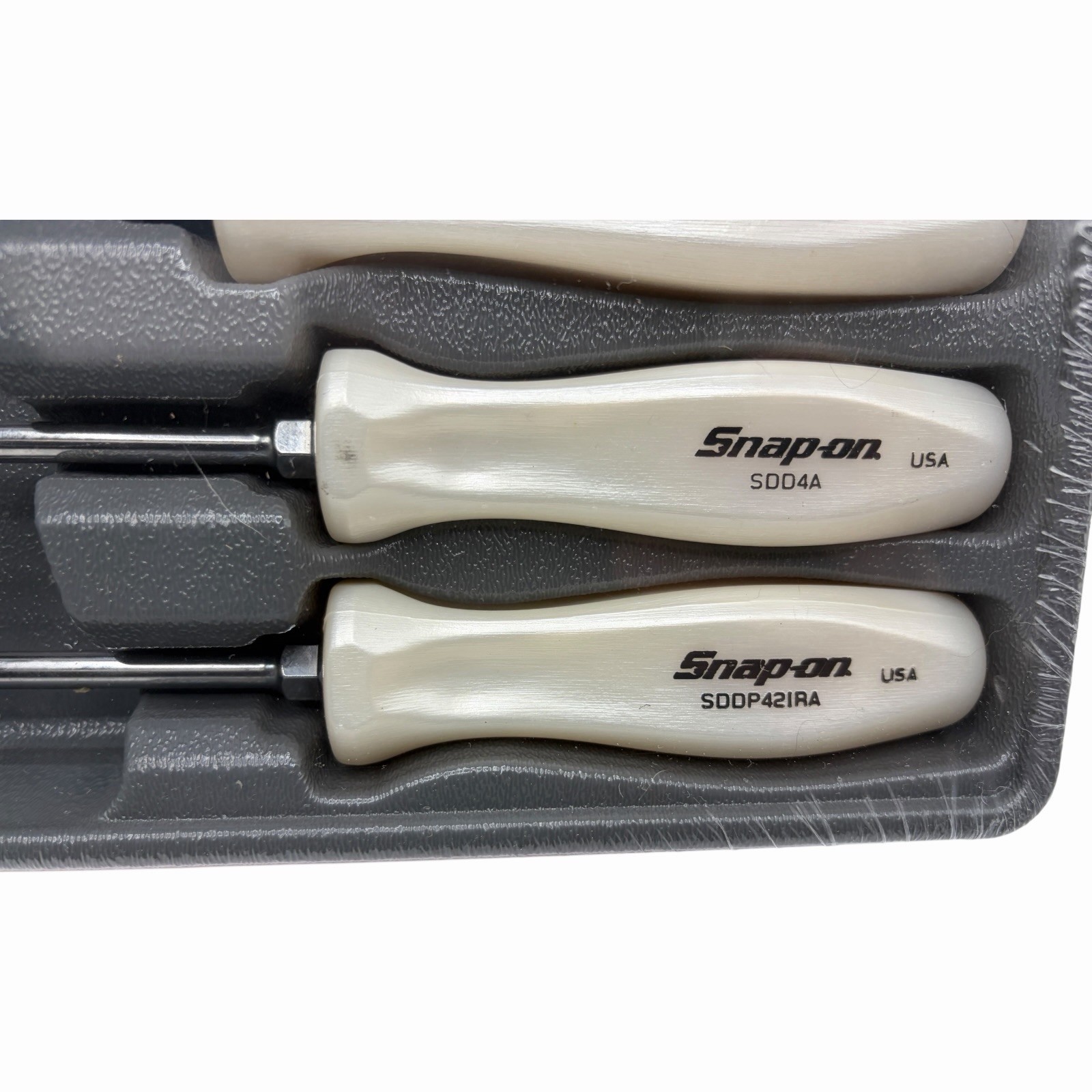 Snap On Tools Pearl White Hard Handle Combination Screwdriver Set SDDX70APW