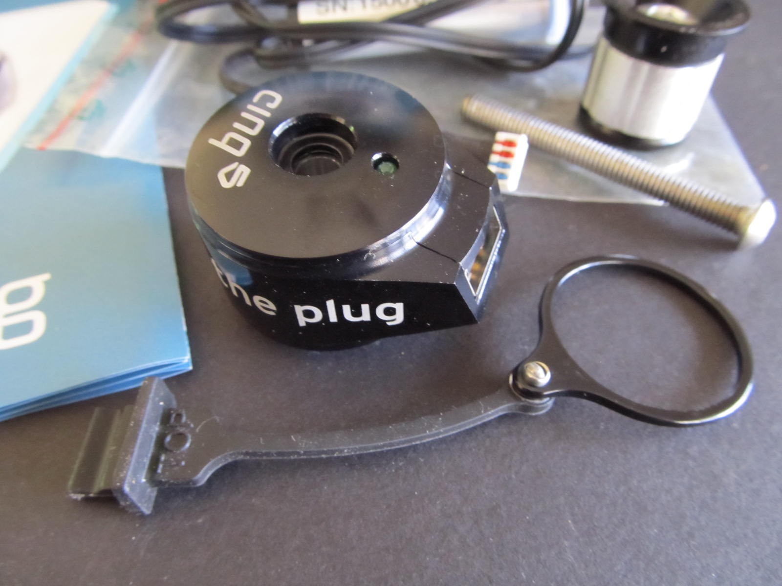 Tout Terrain The Plug III - Stem-Mount USB Charger for Dynamo Hub