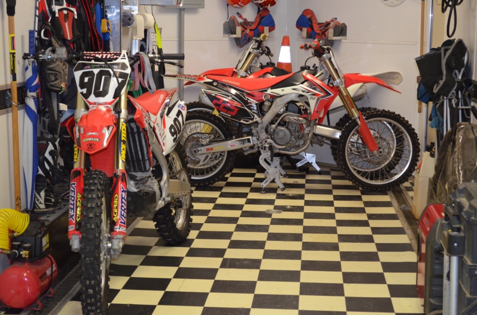 Moto Cinch strapless tie downs for motorcycles